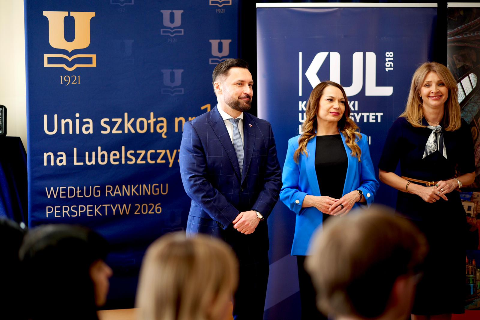 Utworzenie klasy dyplomatyczno-prawniczej w III LO w Lublinie